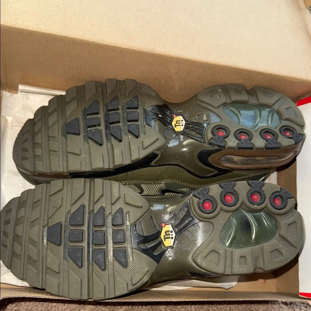 Nike Air Max Plus Olive Green cargo and Brown Nike Sneakers size 7 youth